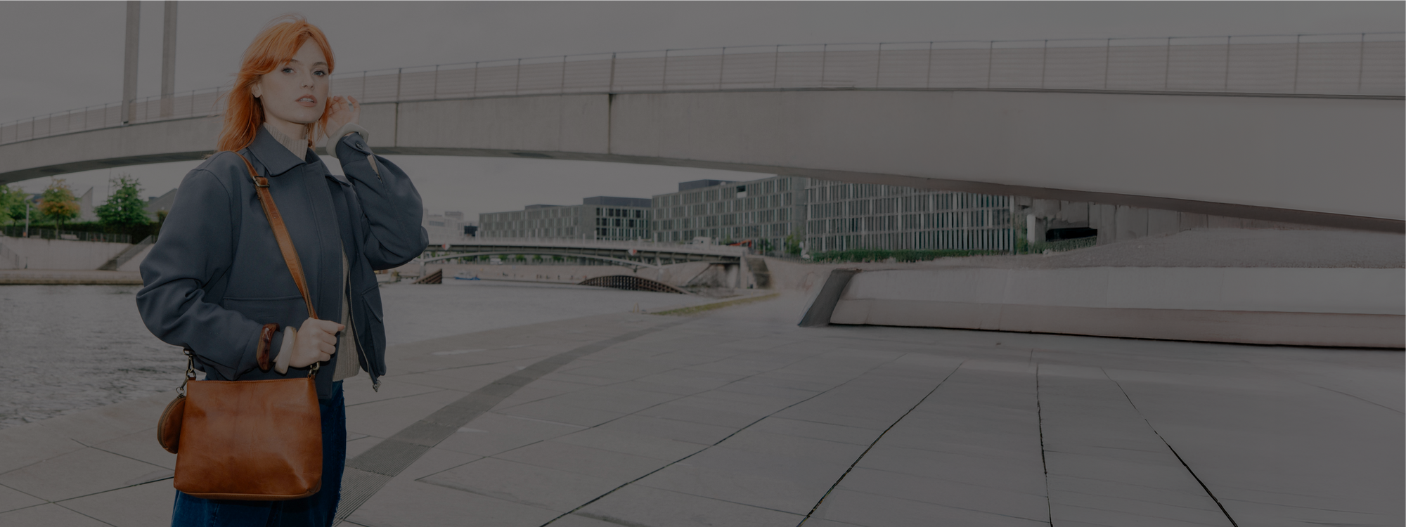 HANDBAGS & CROSSBODY