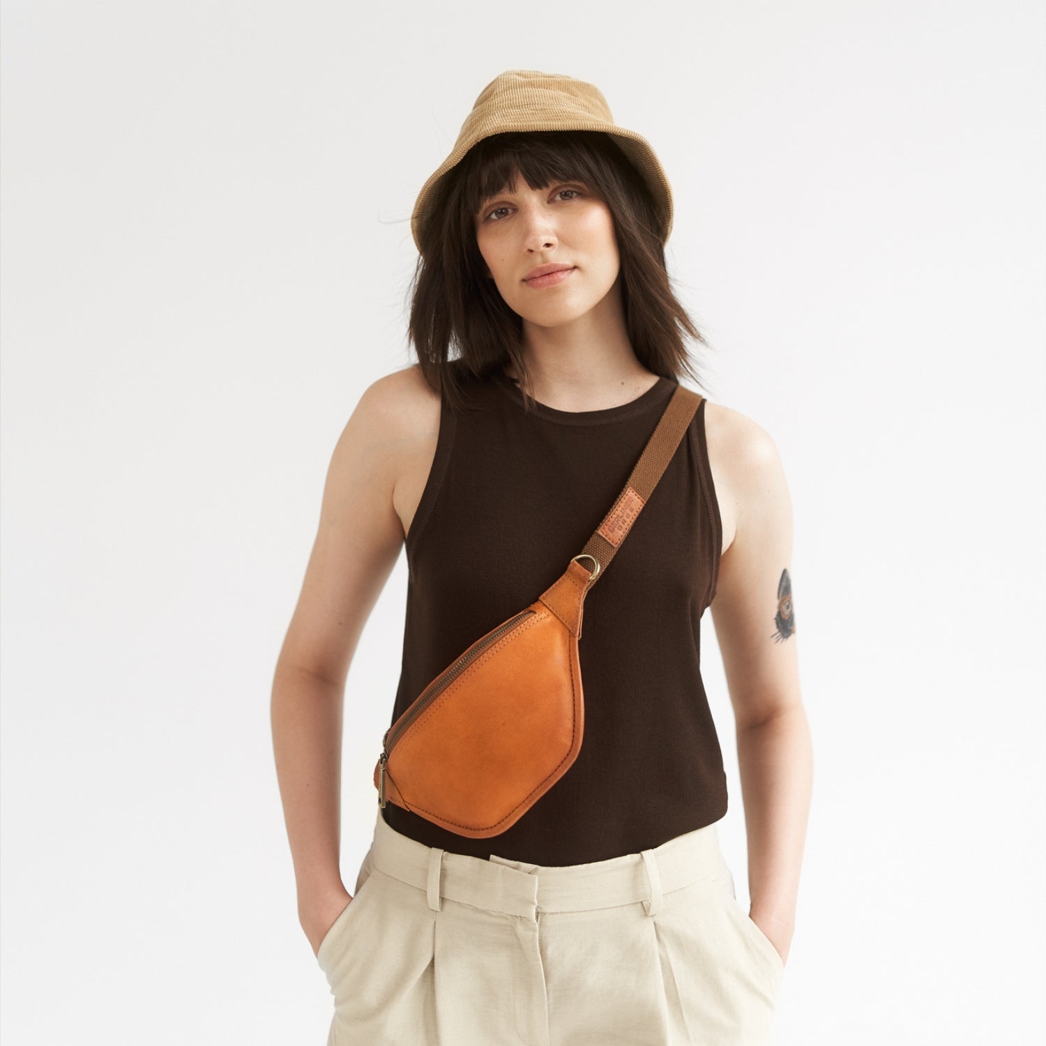 The leather sling bag on sale madewell